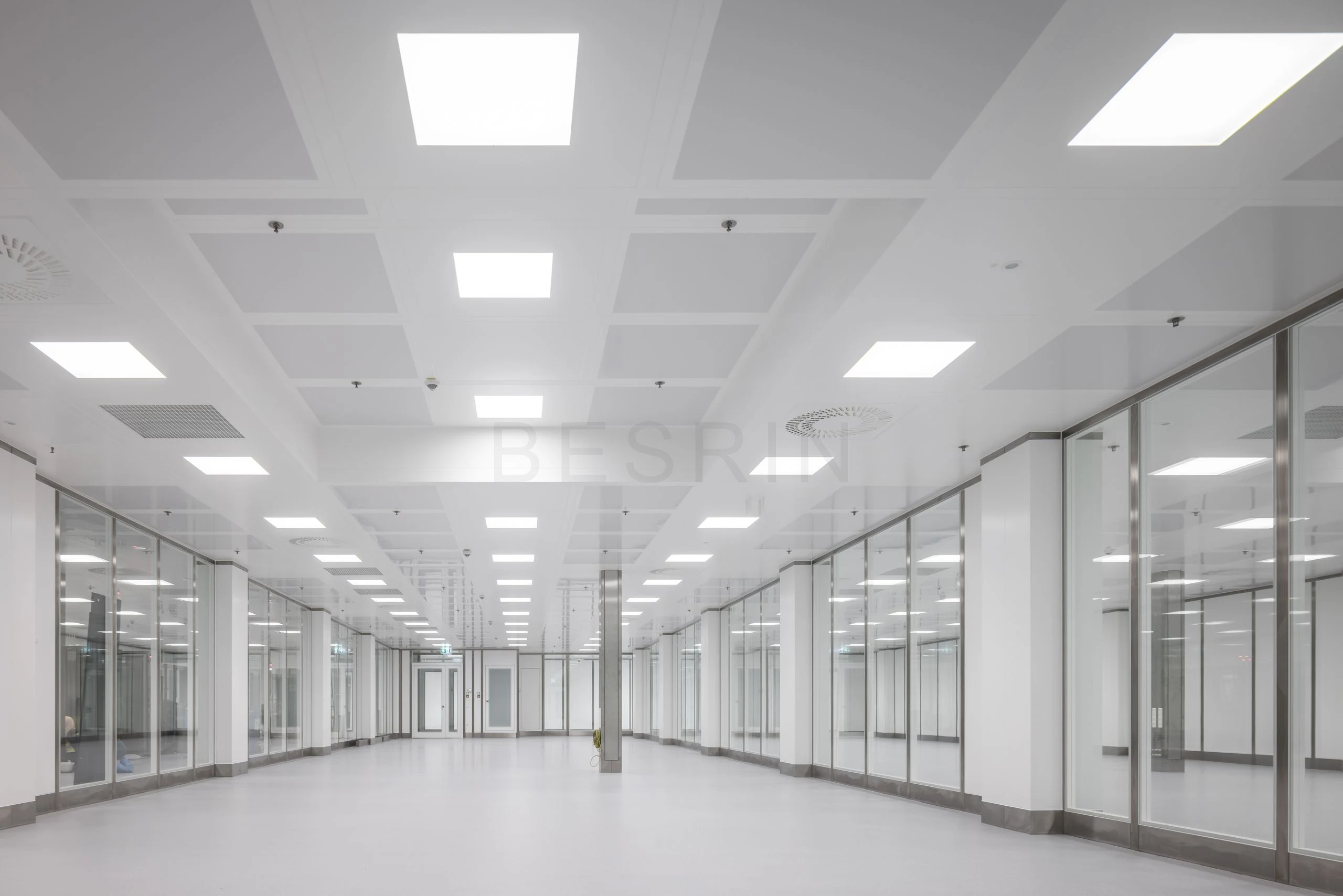Integrated cleanroom ceiling and partition envelope